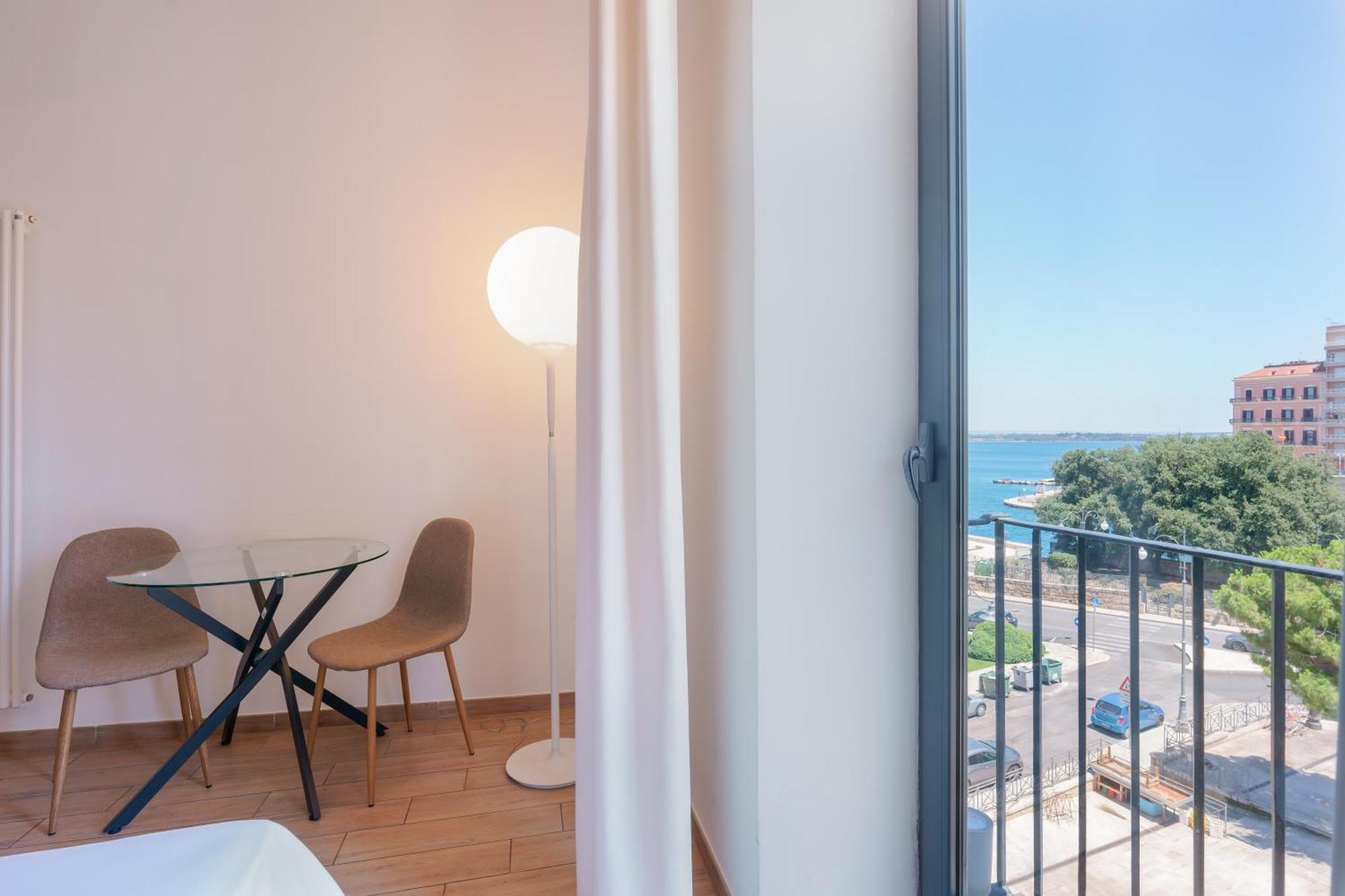 לינה וארוחת בוקר טאראנטו Casa Matilde מראה חיצוני תמונה